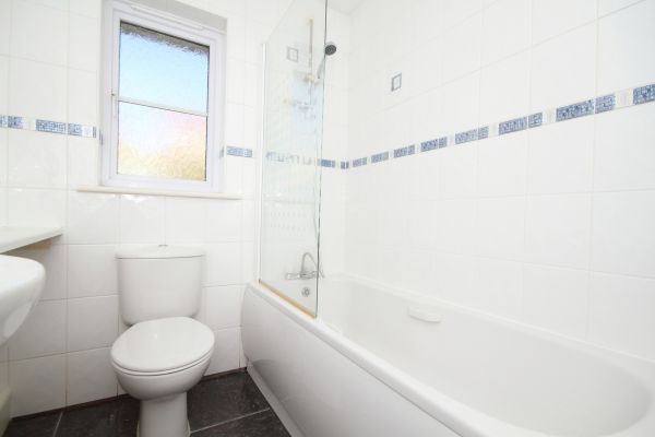 Shower Window Replacement in Sachse